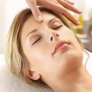 Decléor’s holistic facials treatments